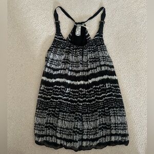 Women’s Guess Medium Blouse